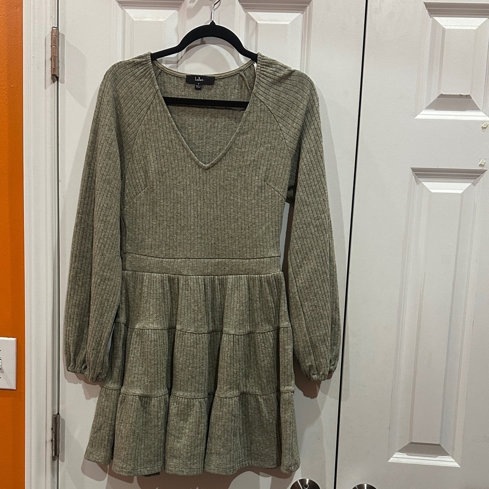 NWOT Lulu's Olive Green Ribbed Dress size S